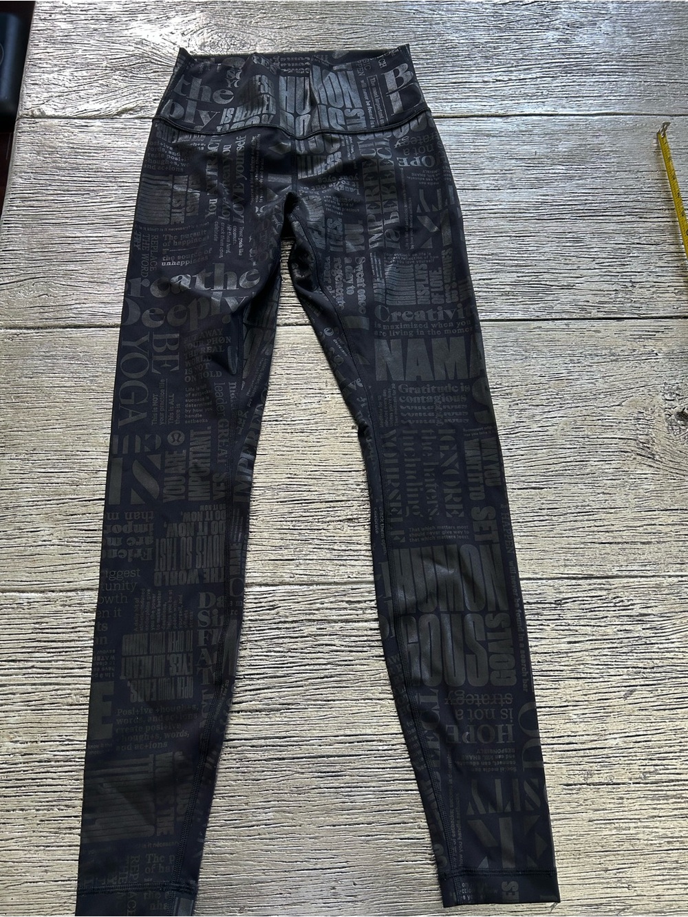 lululemon athletica logo wunder under 20yr manifesto foil black HR Leggings